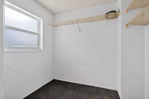 555 Oaks Ln, Pompano Beach, FL 33069 - Photo 45