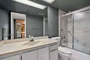 555 Oaks Ln, Pompano Beach, FL 33069 - Photo 41