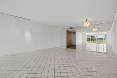 555 Oaks Lane #207, Pompano Beach, FL 33069 - Photo 19