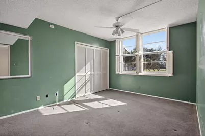 555 Oaks Lane #207, Pompano Beach, FL 33069 - Photo 9