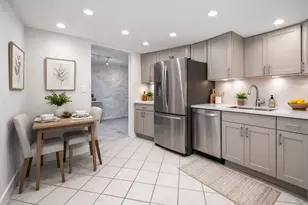 555 Oaks Ln, Pompano Beach, FL 33069 - Photo 31