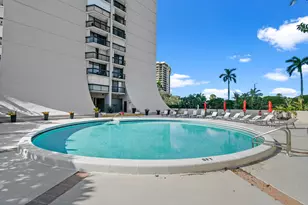 2425 Presidential Way, West Palm Beach, FL 33401 - Photo 43