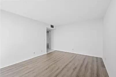 2425 Presidential Way #801, West Palm Beach, FL 33401 - Photo 29