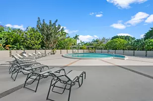 2425 Presidential Way, West Palm Beach, FL 33401 - Photo 41