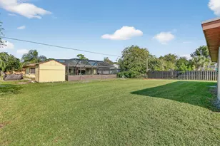 943 SE Brookedge Ave E, Port Saint Lucie, FL 34983 - Photo 31