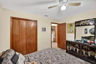 943 SE Brookedge Ave E, Port Saint Lucie, FL 34983 - Photo 15