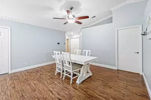 5418 Club Cir, Haverhill, FL 33415 - Photo 7