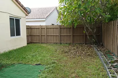 10245 SW 16th Court, Pembroke Pines, FL 33025 - Photo 17