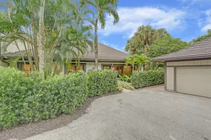 2735 Polo Island Dr, Wellington, FL 33414 - Photo 3