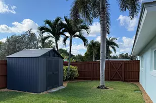 1611 Treemont Ave, Jupiter, FL 33469 - Photo 15