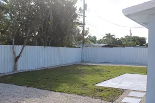 2630 NE 8th Ave, Pompano Beach, FL 33064 - Photo 13