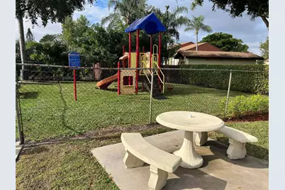 4863 Sable Pine Circle #D, West Palm Beach, FL 33417 - Photo 19