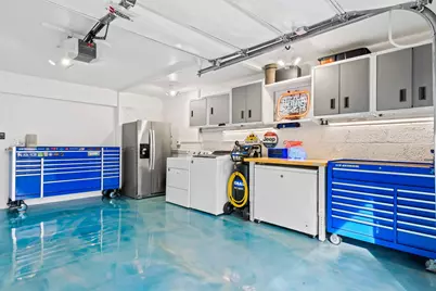 27 NE 16th Avenue, Pompano Beach, FL 33060 - Photo 15