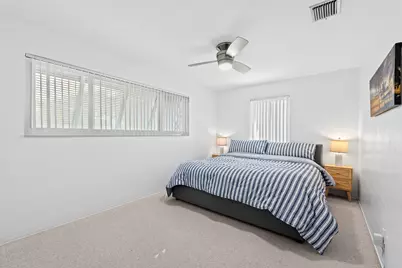 27 NE 16th Avenue, Pompano Beach, FL 33060 - Photo 11