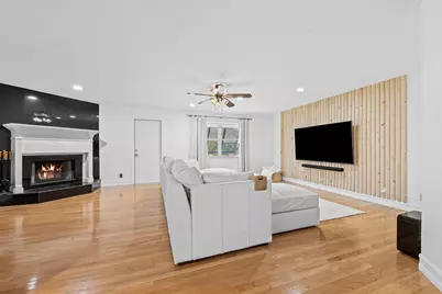 27 NE 16th Avenue, Pompano Beach, FL 33060 - Photo 5