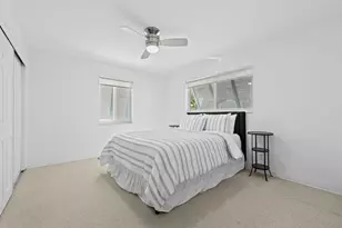 27 NE 16th Ave, Pompano Beach, FL 33060 - Photo 9