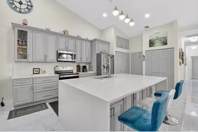 6247 Heliconia Road, Delray Beach, FL 33484 - Photo 5