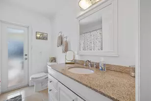 925 Cypress Dr, Delray Beach, FL 33483 - Photo 19