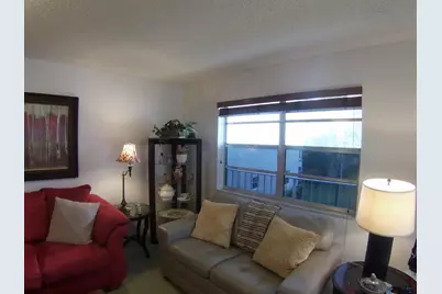 571 Capri L, Delray Beach, FL 33484 - Photo 3