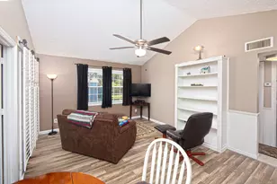 1673 SE Green Acres Cir, Port Saint Lucie, FL 34952 - Photo 7