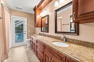 2063 Amesbury Cir, Wellington, FL 33414 - Photo 25