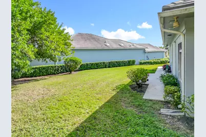 240 NW Bentley Circle, Port Saint Lucie, FL 34986 - Photo 19