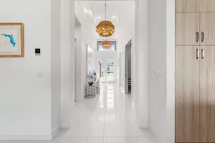 8233 Essex Country Clb Dr, Boca Raton, FL 33434 - Photo 5