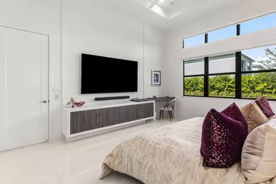 8233 Essex Country Club Drive, Boca Raton, FL 33434 - Photo 17