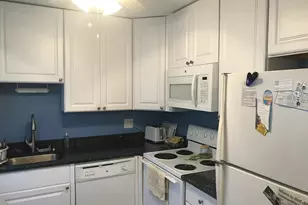 596 Saxony M, Delray Beach, FL 33446 - Photo 3