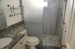 725 Lori Dr, Lake Worth Beach, FL 33461 - Photo 9