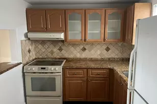 725 Lori Dr, Lake Worth Beach, FL 33461 - Photo 3