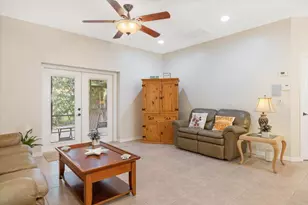 1410 4th Ct, Vero Beach, FL 32960 - Photo 11