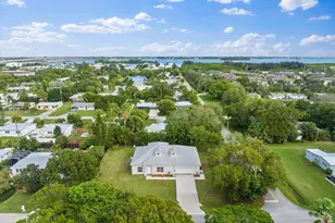 1410 4th Ct, Vero Beach, FL 32960 - Photo 1