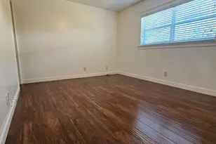 2790 E Ashley Dr E, West Palm Beach, FL 33415 - Photo 11