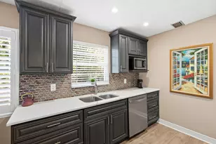 2929 SE Ocean Blvd, Stuart, FL 34996 - Photo 13