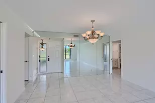 5390 Woodland Lakes Dr, Palm Beach Gardens, FL 33418 - Photo 3