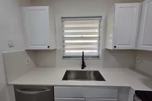 718 Whippoorwill Ln, Delray Beach, FL 33445 - Photo 11