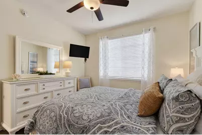 3202 Myrtlewood Circle E, Palm Beach Gardens, FL 33418 - Photo 15