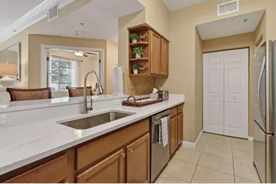 3202 Myrtlewood Circle E, Palm Beach Gardens, FL 33418 - Photo 17