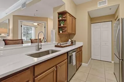 3202 Myrtlewood Circle E, Palm Beach Gardens, FL 33418 - Photo 17