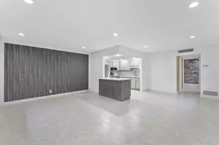 527 Brittany K, Delray Beach, FL 33446 - Photo 3