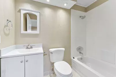 527 Brittany K, Delray Beach, FL 33446 - Photo 13