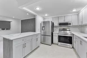 527 Brittany K, Delray Beach, FL 33446 - Photo 3