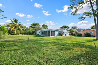 7290 Pinecone Terrace, Lake Worth, FL 33467 - Photo 31