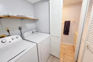 1482 N Lawnwood Cir, Fort Pierce, FL 34950 - Photo 7