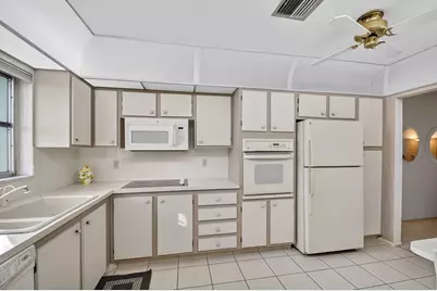 2638 Gately Drive E #90, West Palm Beach, FL 33415 - Photo 5