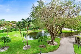 7201 Promenade Dr E, Boca Raton, FL 33433 - Photo 37