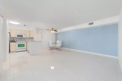14897 Bal Moral Lane #206, Delray Beach, FL 33446 - Photo 5