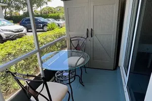 340 Horizons W, Boynton Beach, FL 33435 - Photo 9