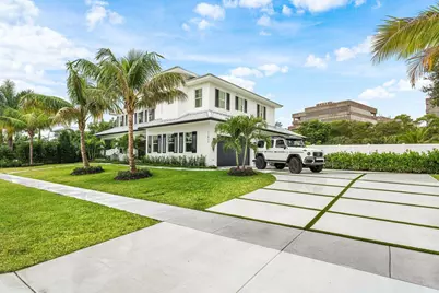 11823 Lake Shore Place, Juno Beach, FL 33408 - Photo 1